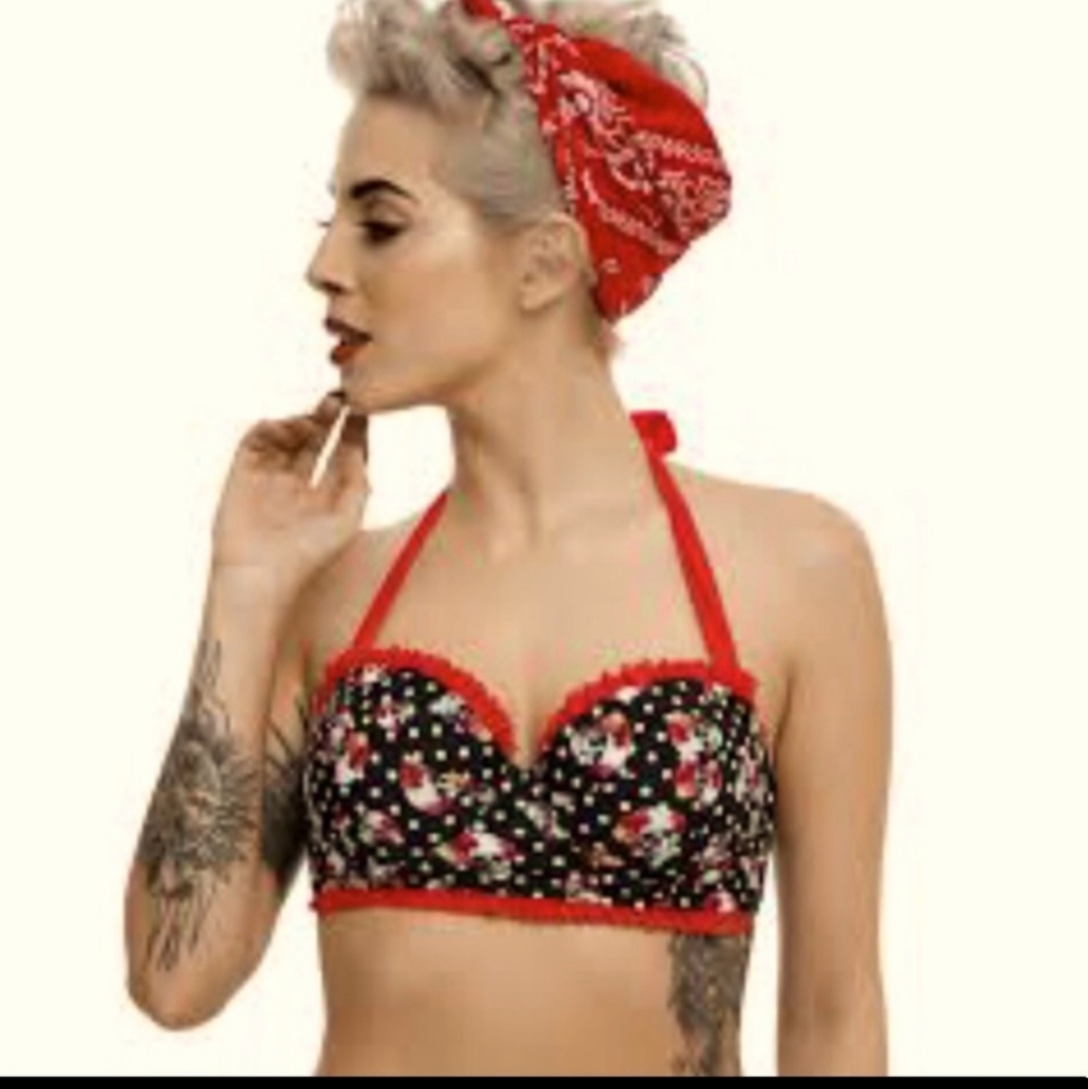 Hot Topic Goth black/white polka dots Skull bikini Small